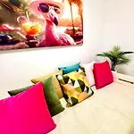 Апартаменти Galeon Luxapartment Playa Sea & Mar